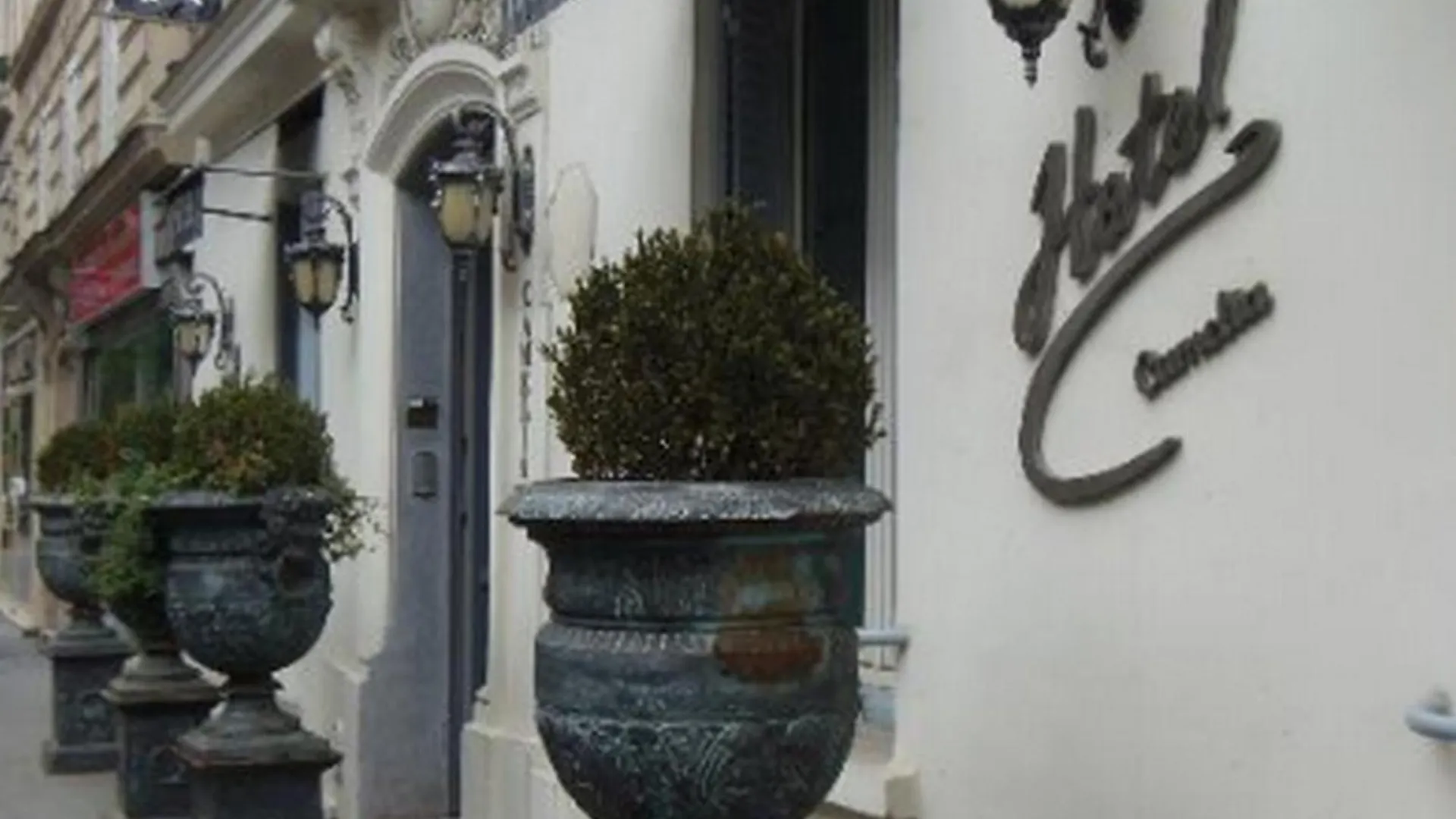 Camelia Prestige - Place De La Nation Paris