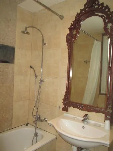 Camelia Prestige - Place De La Nation Paris