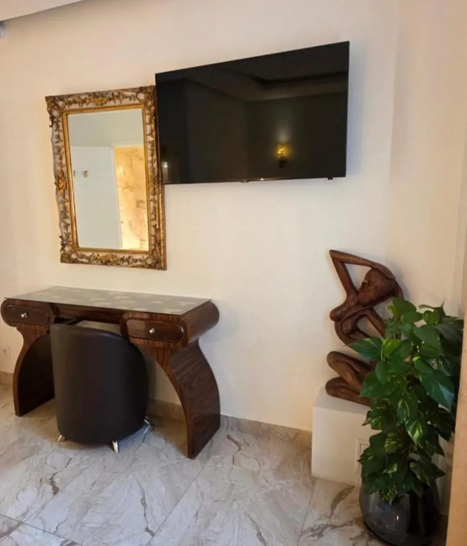 Camelia Prestige - Place De La Nation